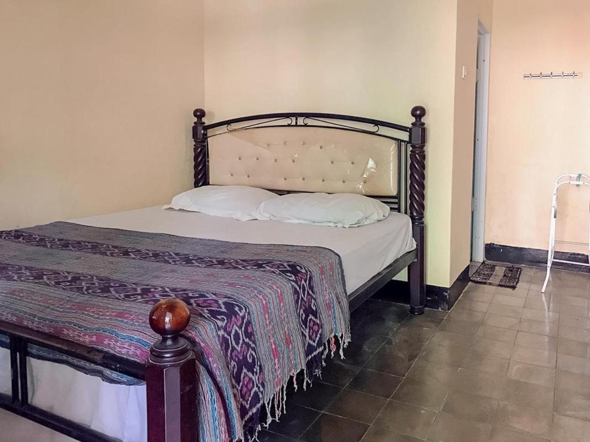 Oka Homestay Mitra Reddoorz มาตารัม ภายนอก รูปภาพ